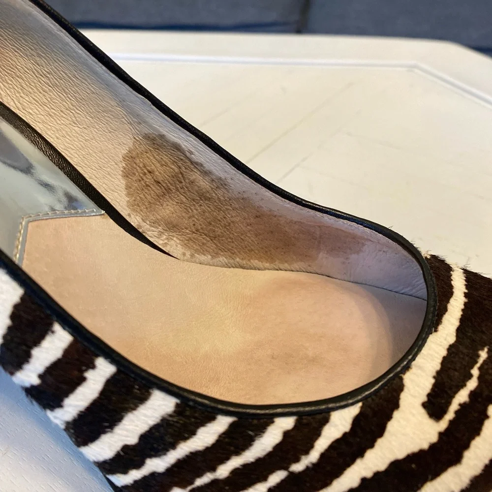 Michael Kors Calf Hair Zebra Print Women’s Round Toe Heels Size 6 - Picture 5 of 11